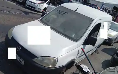 Veicolo di demolizione opel combo cargo dell'anno 2006 alimentato z13dt