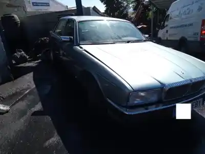 Scrapping Vehicle JAGUAR S TYPE AUTOMATICO of the year 1994 powered 