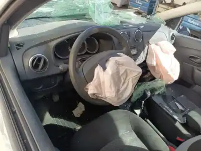 Veículo de Sucata dacia sandero ambiance do ano 2016 alimentado k9k 626