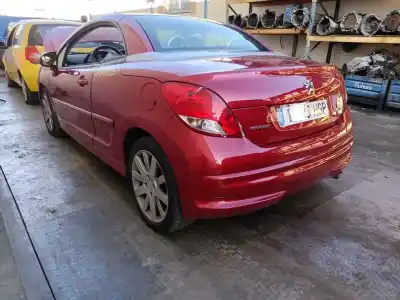 Vehicul casat peugeot 207 cc básico al anului 2011 alimentat 9hr
