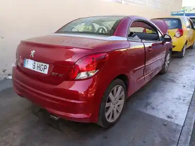 Vehicul casat peugeot 207 cc básico al anului 2011 alimentat 9hr