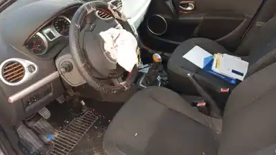 Scrapping Vehicle renault clio iii confort expression of the year 2009 powered k9k 766