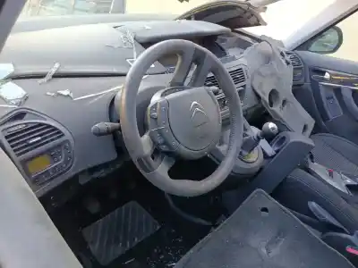 Здавання транспортного засобу citroen c4 picasso exclusive року 2012 потужний 9hr