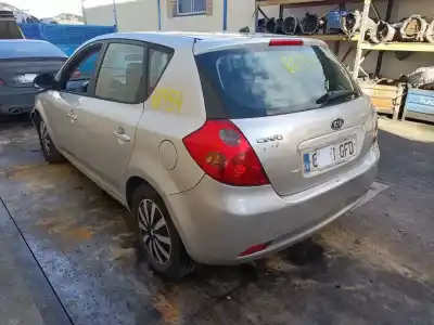 Verschrottungsfahrzeug kia cee´d drive des jahres 2008 angetrieben d4fb-l