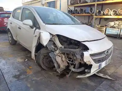 Véhicule à la ferraille opel corsa e expression ecoflex de l'année 2015 alimenté b13dte