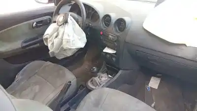 Verschrottungsfahrzeug SEAT IBIZA (6L1)  des Jahres 2002 angetrieben ASY