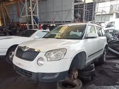 Veículo de Sucata SKODA YETI (5L) 2.0 TDI 4X4 do ano 2011 alimentado CFHA