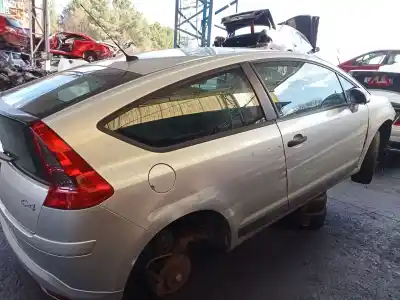 Veículo de Sucata citroen c4 i (lc_) 1.4 16v do ano 2005 alimentado kfu (et3j4)