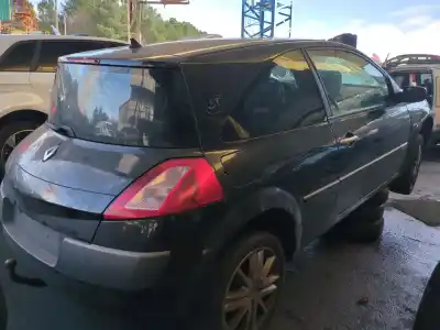 Scrapping Vehicle renault megane ii (bm0/1_, cm0/1_) 1.6 16v (bm0c cm0c) of the year 2003 powered k4m t7