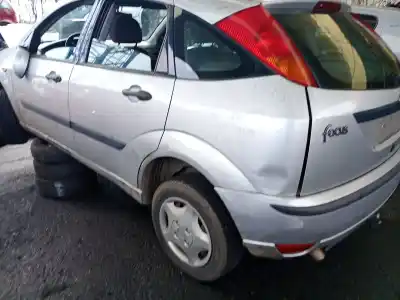 Veicolo di demolizione ford focus (daw, dbw) 1.8 turbo di / tddi dell'anno 2002 alimentato c9db