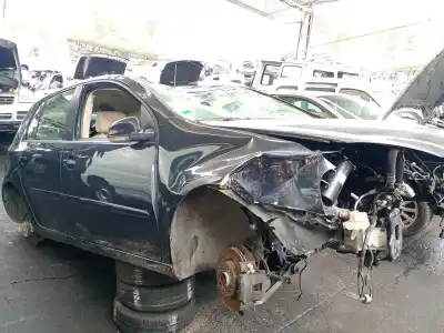 Veículo de Sucata volkswagen golf v (1k1) 1.9 tdi do ano 2005 alimentado bkc,bls,bxe