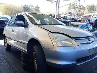 Veicolo di demolizione honda civic vii hatchback (eu, ep, ev) 1.6 i (ep2, eu8, eu6) dell'anno 2003 alimentato d16v1 Veicolo di demolizione honda civic vii hatchback (eu, ep, ev) 1.6 i (ep2, eu8, eu6) dell'anno 2003 alimentato d16v1