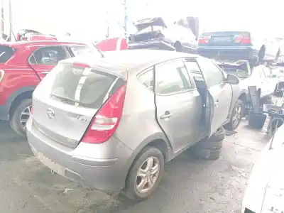 Scrapping Vehicle hyundai i30 (fd) 1.6 crdi of the year 2012 powered d4fb