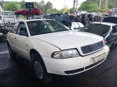 Здавання транспортного засобу AUDI A4 B5 (8D2) 1.8 року 1995 потужний ADR Здавання транспортного засобу AUDI A4 B5 (8D2) 1.8 року 1995 потужний ADR