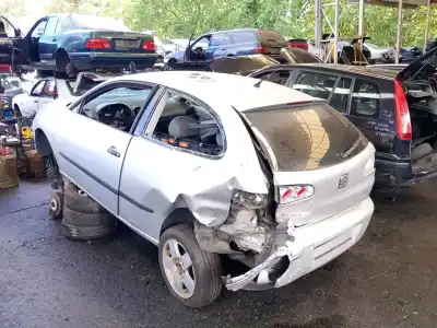 Veículo de Sucata seat ibiza iii (6l1) 1.9 sdi do ano 2003 alimentado asy