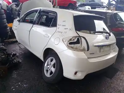 Veículo de Sucata toyota auris (_e15_) 1.8 hybrid (zwe150_) do ano 2012 alimentado 2zr