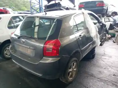 Scrapping Vehicle toyota corolla (_e12_) 2.0 d-4d (cde120_) of the year 2004 powered 1cd-ftv