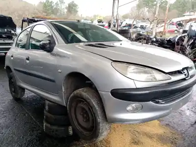 Здавання транспортного засобу peugeot 206 fastback (2a/c) 1.9 d року 2000 потужний wjz