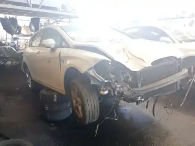 Veicolo di demolizione seat leon (1p1) 1.4 tsi dell'anno 2011 alimentato cax