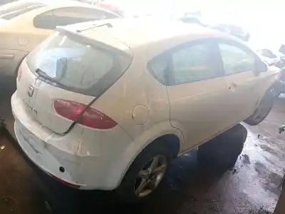 Veicolo di demolizione seat leon (1p1) 1.4 tsi dell'anno 2011 alimentato cax