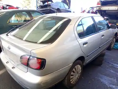 Veículo de Sucata nissan primera (p10) 1.6 do ano 2000 alimentado ga16ds