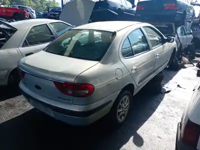 Sloopvoertuig RENAULT MEGANE I CLASSIC (LA0/1_)  van het jaar 1999 aangedreven F8Q N6