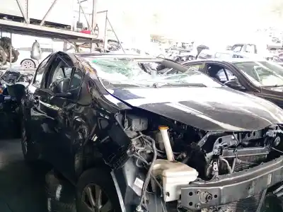 Veículo de Sucata toyota yaris (_p13_) 1.4 d (nlp130_) do ano 2012 alimentado 00