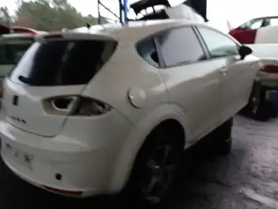 Veicolo di demolizione seat leon (1p1) 1.4 tsi dell'anno 2009 alimentato cax