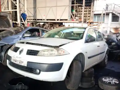 Veicolo di demolizione renault megane ii (bm0/1_, cm0/1_) 1.5 dci (bm02 bm13 bm2a cm02 cm13) dell'anno 2004 alimentato k9k f7