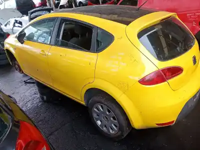 Veicolo di demolizione SEAT LEON (1P1) 2.0 TDI dell'anno 2008 alimentato BMN