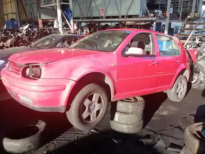 Veículo de Sucata volkswagen golf iv (1j1) 1.6 do ano 1998 alimentado akl