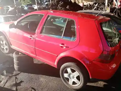 Veículo de Sucata volkswagen golf iv (1j1) 1.6 do ano 1998 alimentado akl