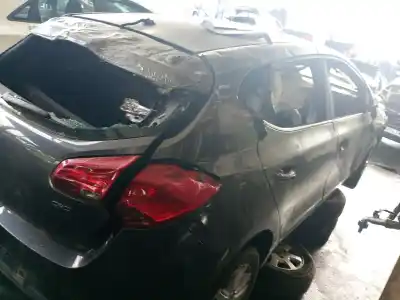 Veículo de Sucata kia cee'd (jd) 1.4 crdi 90 do ano 2013 alimentado d4fc