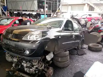 Veículo de Sucata renault clio ii fase ii (b/cb0) 1.2 16v do ano 2006 alimentado d4f g7