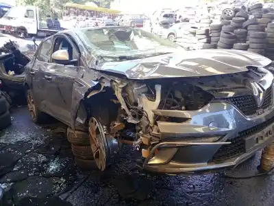 Scrapping Vehicle renault megane iv fastback (b9a/m/n_) 1.6 tce 205 (b9mv) of the year 2017 powered m5m b4