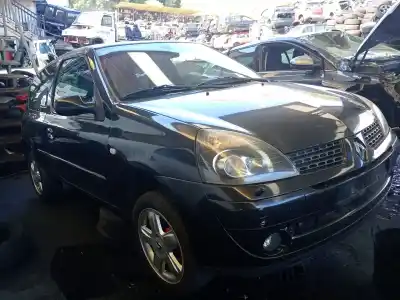 Scrapping Vehicle renault clio ii fase i (b/cb0) (1998->) 1.5 dci (b/cb03) of the year 2003 powered k9k b7