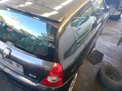 Scrapping Vehicle renault clio ii fase i (b/cb0) (1998->) 1.5 dci (b/cb03) of the year 2003 powered k9k b7