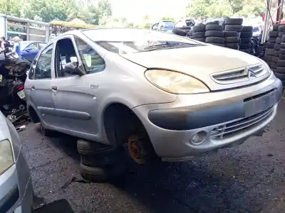 Scrapping Vehicle citroen xsara picasso (n68) 2.0 hdi of the year 2000 powered rhy (dw10td)