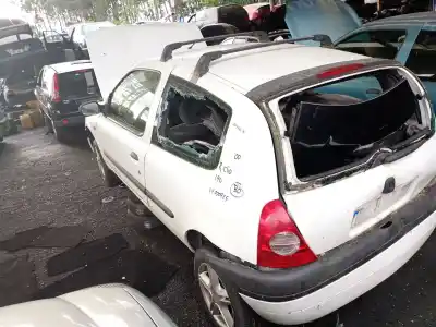 Veículo de Sucata renault clio ii fase ii (b/cb0) 1.9 dti diesel 80 cv / 59 kw do ano 2000 alimentado f9q h7