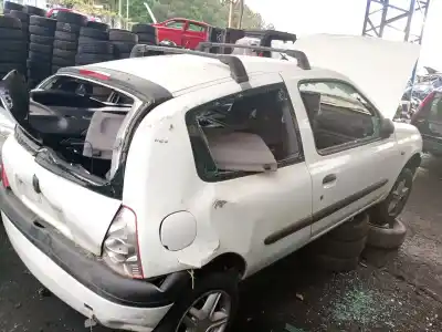 Veículo de Sucata renault clio ii fase ii (b/cb0) 1.9 dti diesel 80 cv / 59 kw do ano 2000 alimentado f9q h7