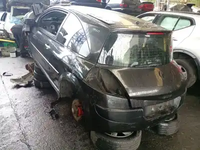 Veículo de Sucata renault megane ii (bm0/1_, cm0/1_) 2.0 dci (bm1k cm1k) do ano 2007 alimentado m9r a7