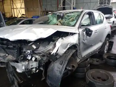 Veículo de Sucata VOLVO XC40 (536) T3 do ano 2019 alimentado B 3154 T