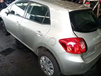 Veicolo di demolizione toyota auris (_e15_) 1.6 (zre151_) dell'anno 2007 alimentato 1zr-fe