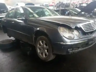 Veículo de Sucata mercedes-benz clase e (w211) e 280 cdi (211.020) do ano 2006 alimentado om 642.920