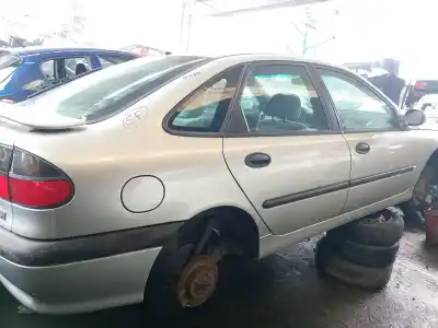 Veículo de Sucata renault laguna i (b56_, 556_) 2.0 (b56c/h/n) do ano 1994 alimentado f3r