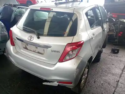 Veículo de Sucata toyota yaris (_p13_) 1.0 (ksp130_) do ano 2013 alimentado 1kr-fe