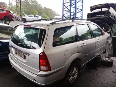 Véhicule à la ferraille FORD FOCUS I (DAW, DBW)  de l'année 2004 alimenté F9DA