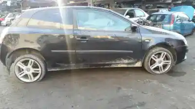 Veículo de Sucata fiat stilo (192) 1.9 jtd cat do ano 2003 alimentado 192a1000