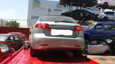 Veículo de Sucata daewoo lacetti cdx do ano 2004 alimentado f16d3