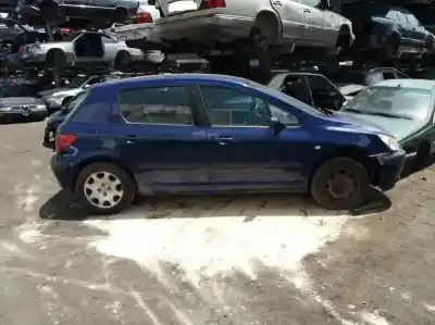 Veicolo di demolizione PEUGEOT 307 (S1) XN dell'anno 2002 alimentato 8HZ